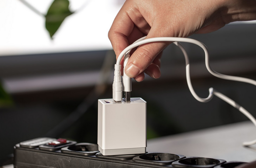 Tips for Choosing the Right Surge Protector for Your Home Setup